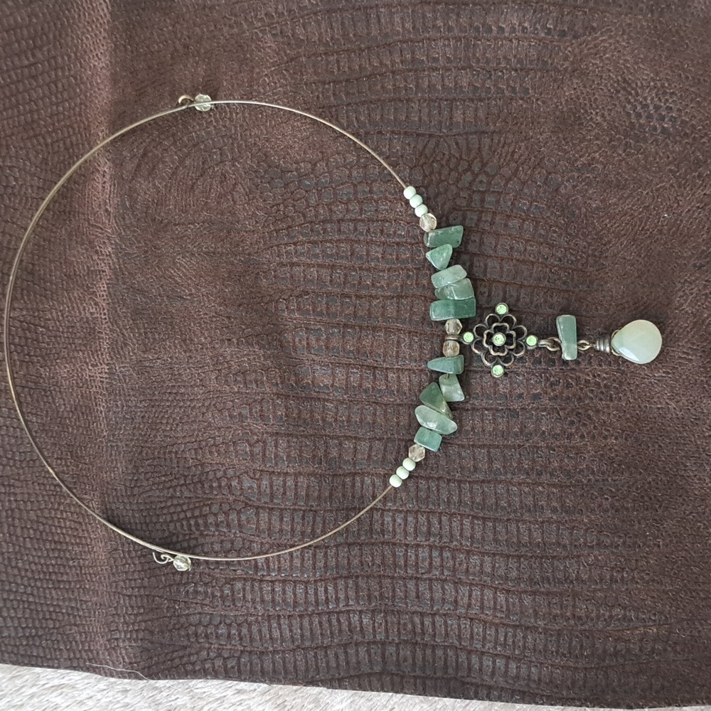 Vntge wire choker
